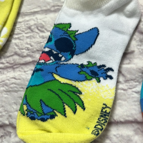 Disney stitch women’s/kids socks low ankle socks 5 pairs NEW - Picture 5 of 5